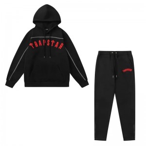 Black Men's Trapstar Red Logo Tracksuits UK | 59687-KINL