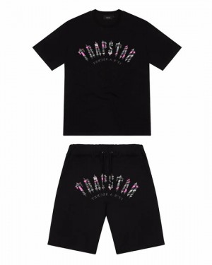 Black / Pink Men's Trapstar Irongate Arch Camo Short Set UK | 48129-OJQW