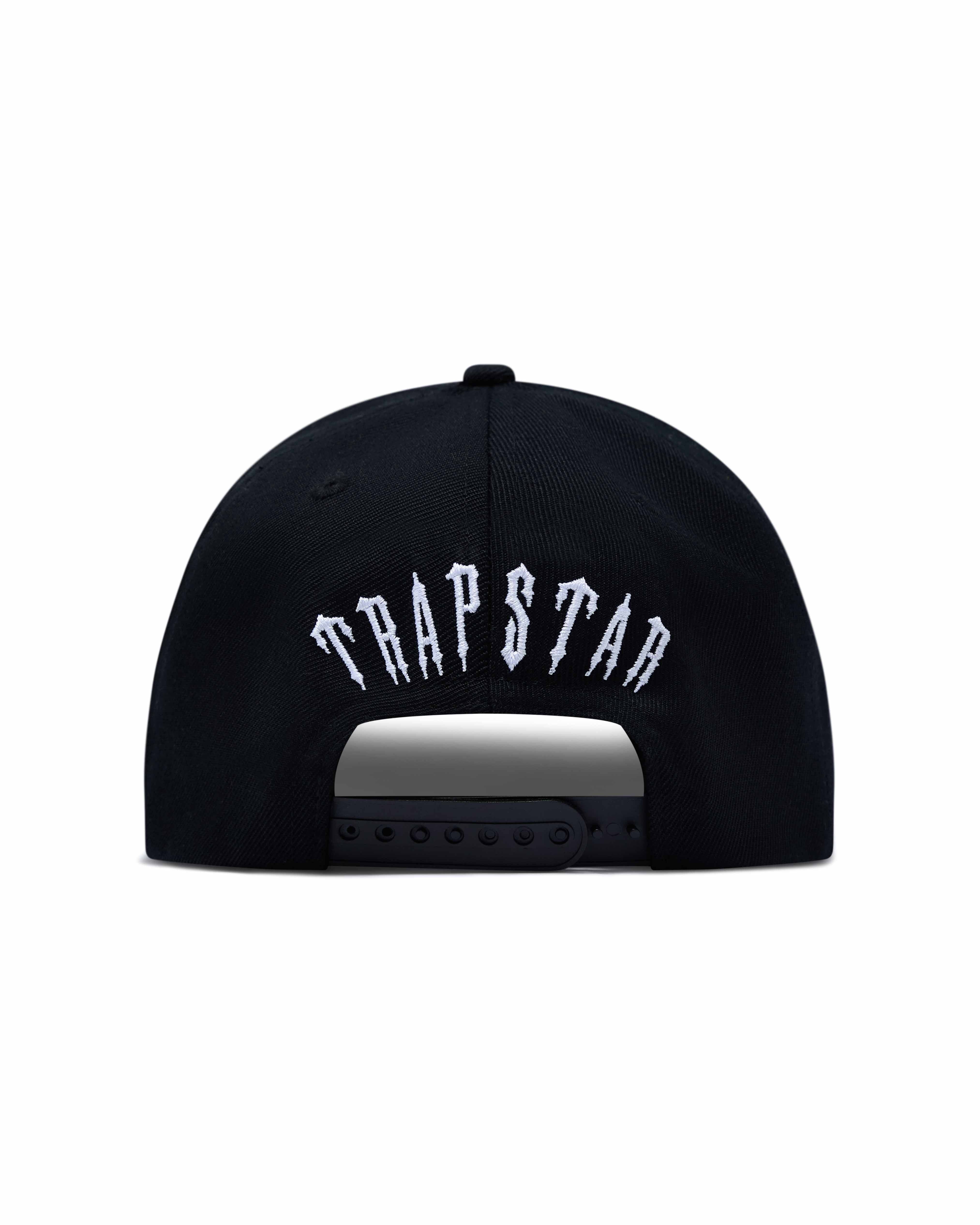 Black Women's Trapstar x Ed Hardy Snapback Caps UK | 94738-IJBQ