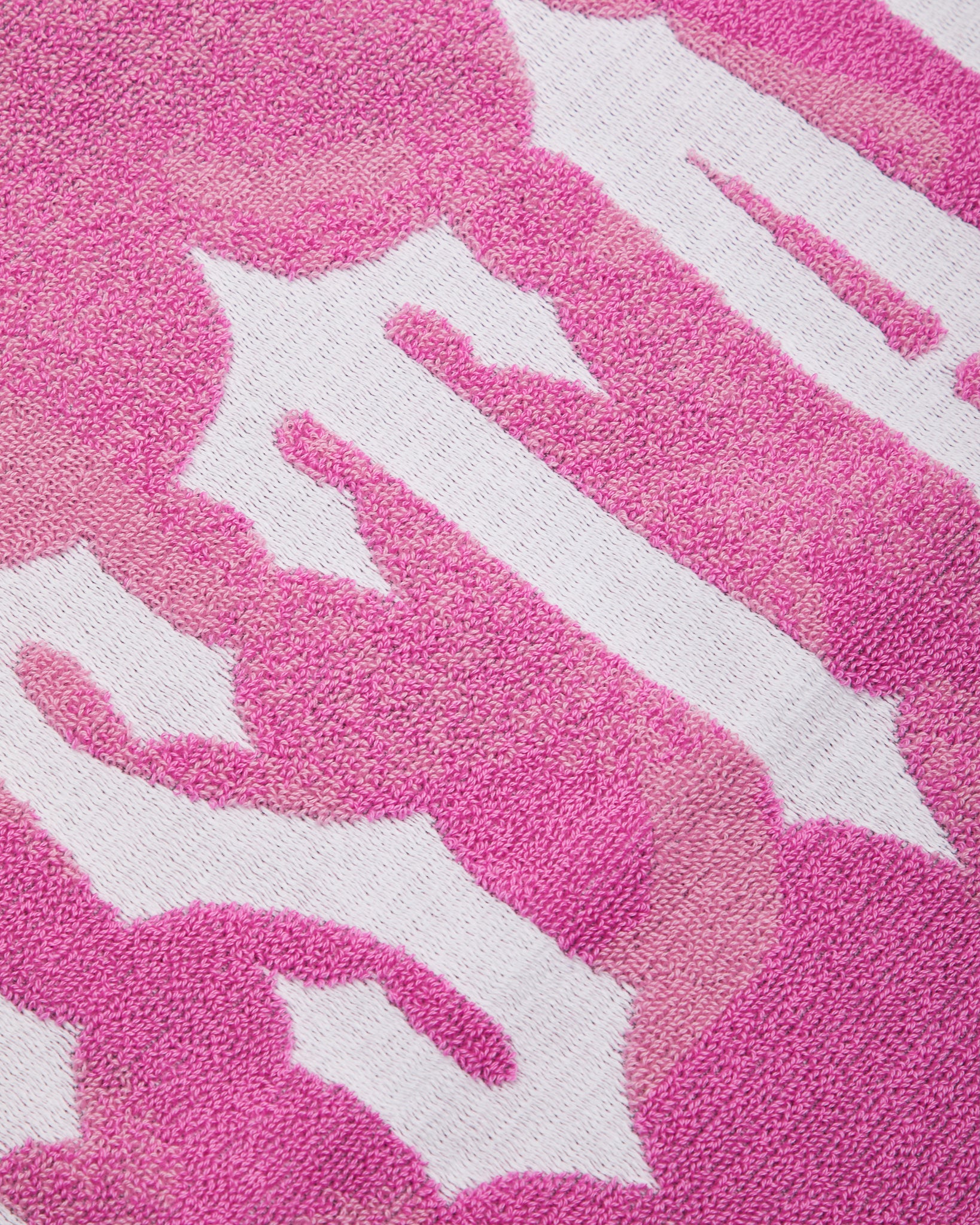 Pink / Camo Women's Trapstar Irongate Beach Towels UK | 04628-UDTI